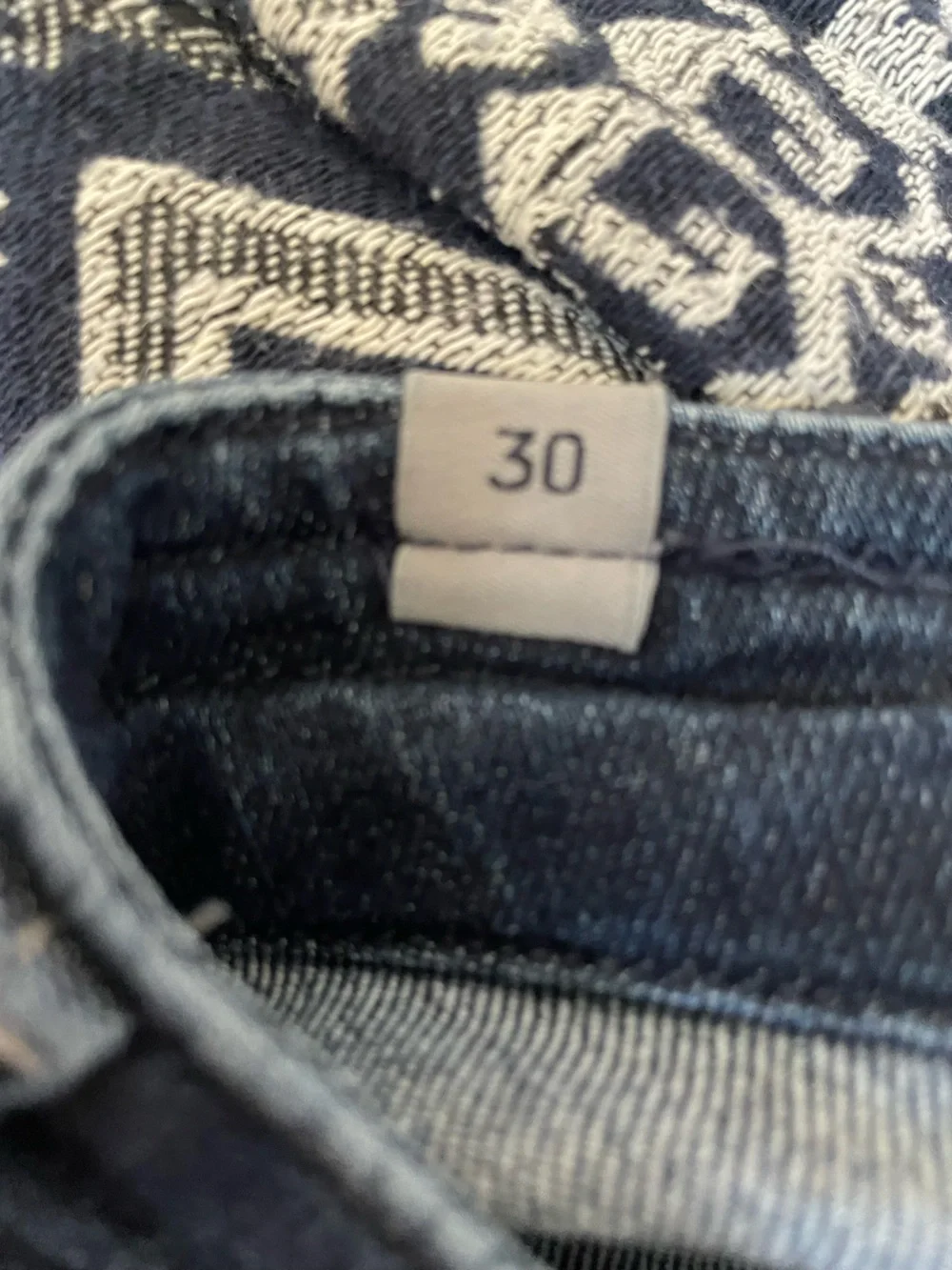 Citizens of Humanity Arielle Petite Mid-Rise Slim Jeans Dark Wash Sz 30 - Picture 5 of 6